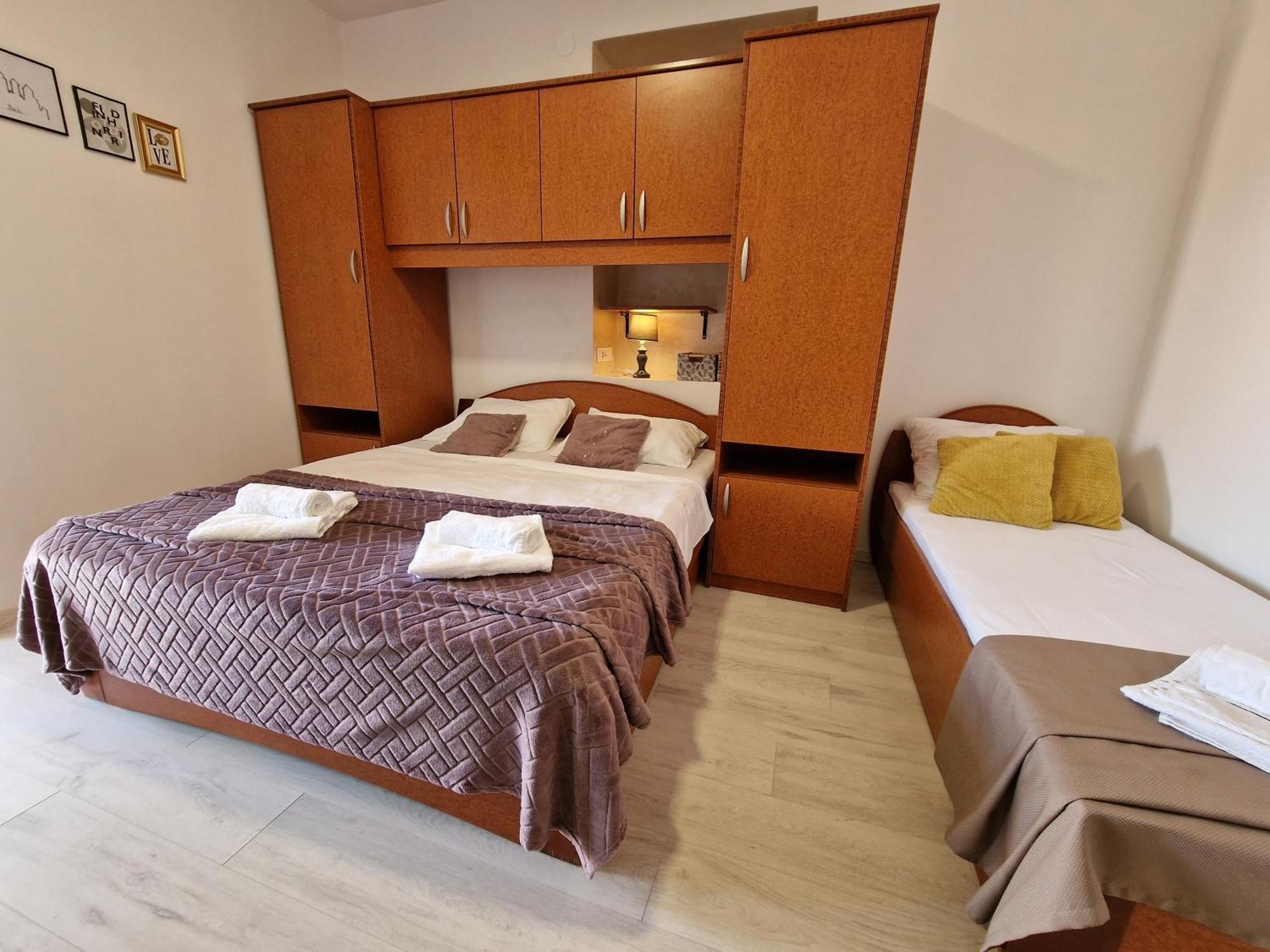 Apartments By The Sea Kampor, Rab - 5037 ห้อง รูปภาพ